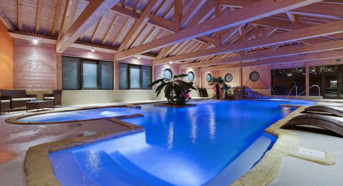 Hotel Le Menuire and Spa, Les Menuires ski chalet, image 7
